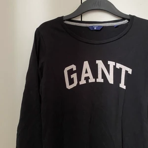 Tröja GANT - Tunn tröja från GANT