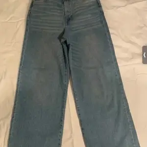 Ett par Vida jeans 50kr