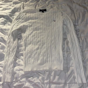 Gant vit kabelstickad tröja, XS - Använt 2 gånger, väldigt bra skick ⚡️