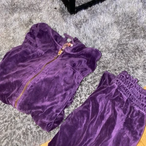 juicy couture - juicy couture mjukis dräkt. Inget märke eller fickor bak på rumpan.