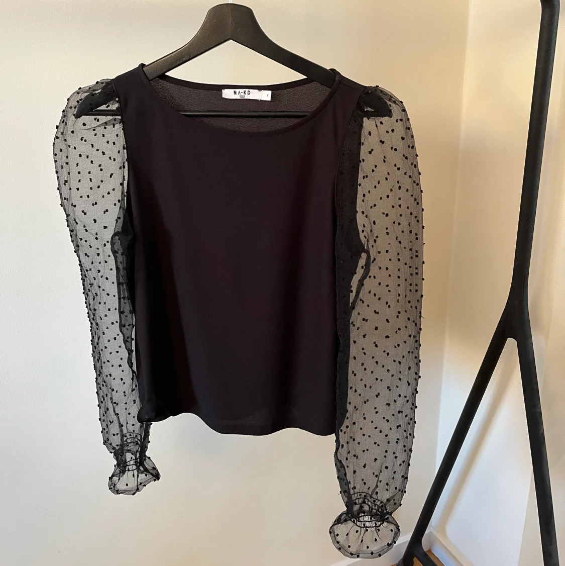 Prickig Mesh-Topp från Na-kd - 90