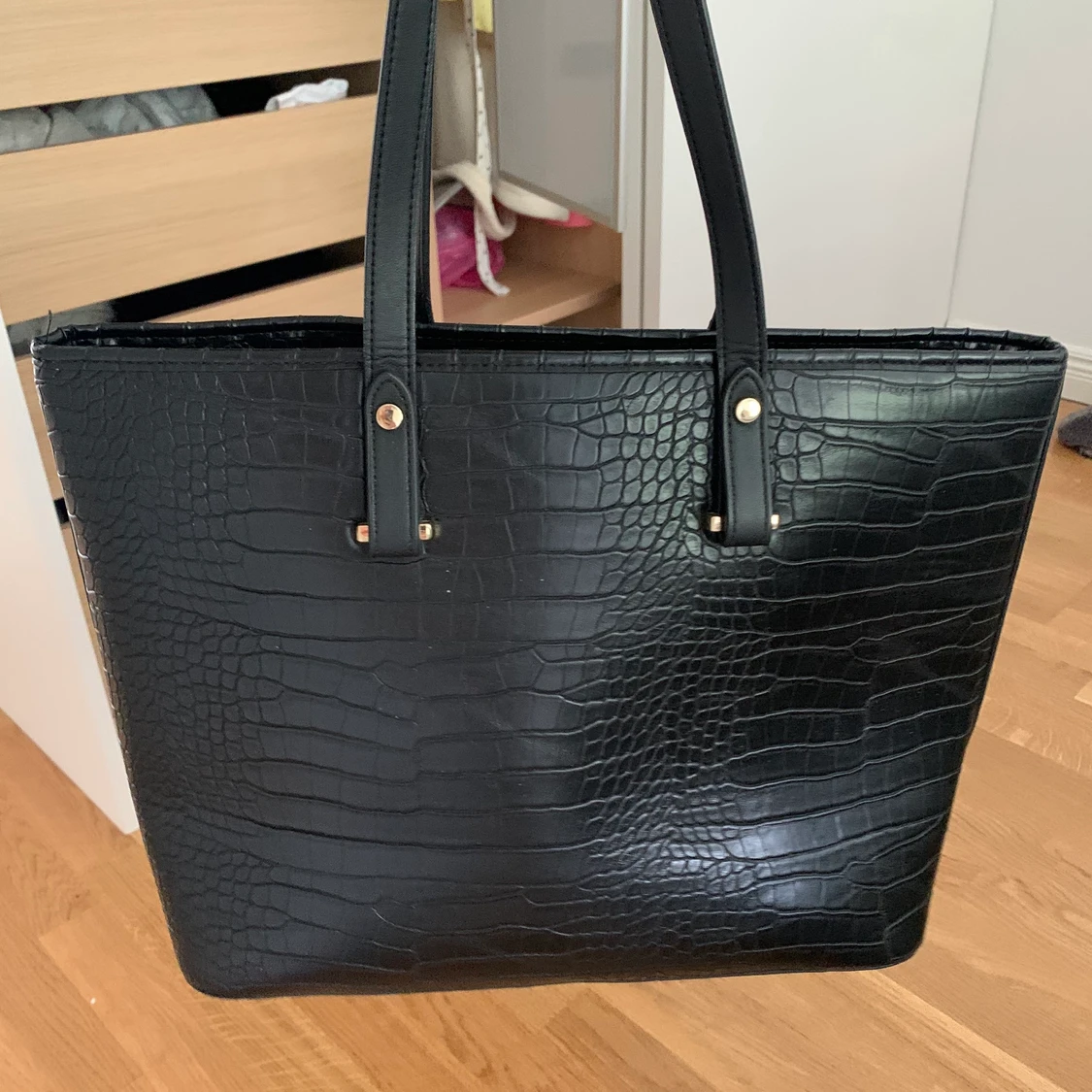 Svart handväska från hm