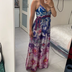  Malina party dress. Size S. - Party dress in great condition. True to size. 