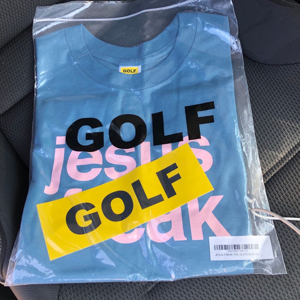 Säljer min golf wang t-shirt, köpte den ny på grailed och har använt fåtal gånger:). T-shirts.