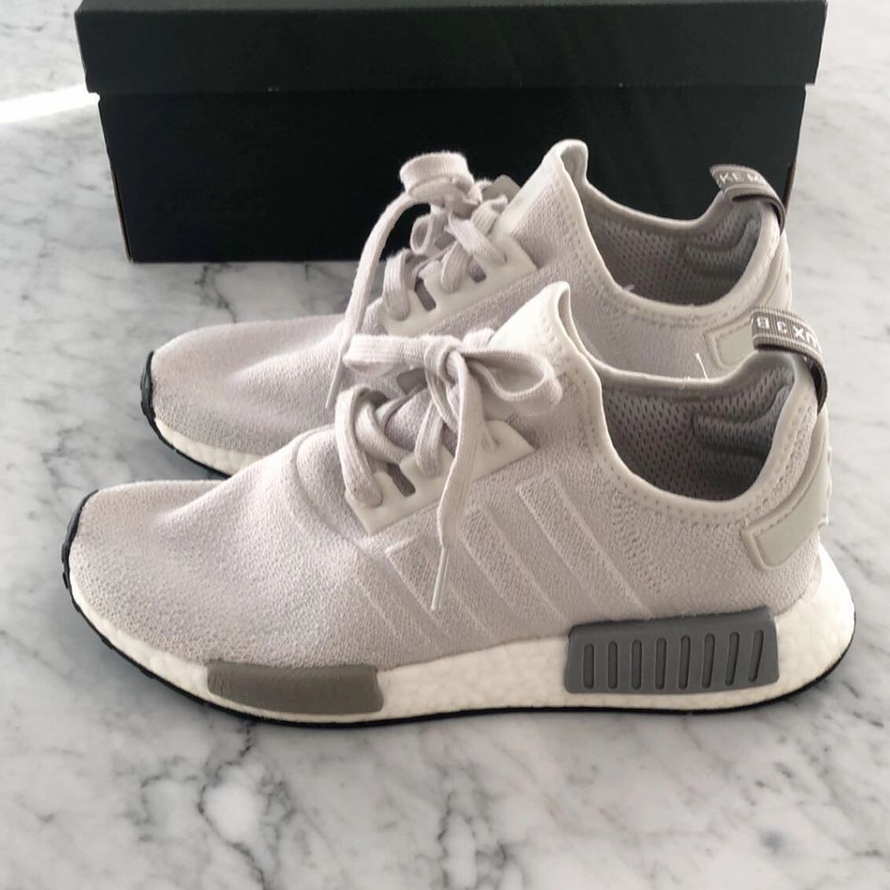 Adidas NMD dam storlek 39 1/3 beige/grå 