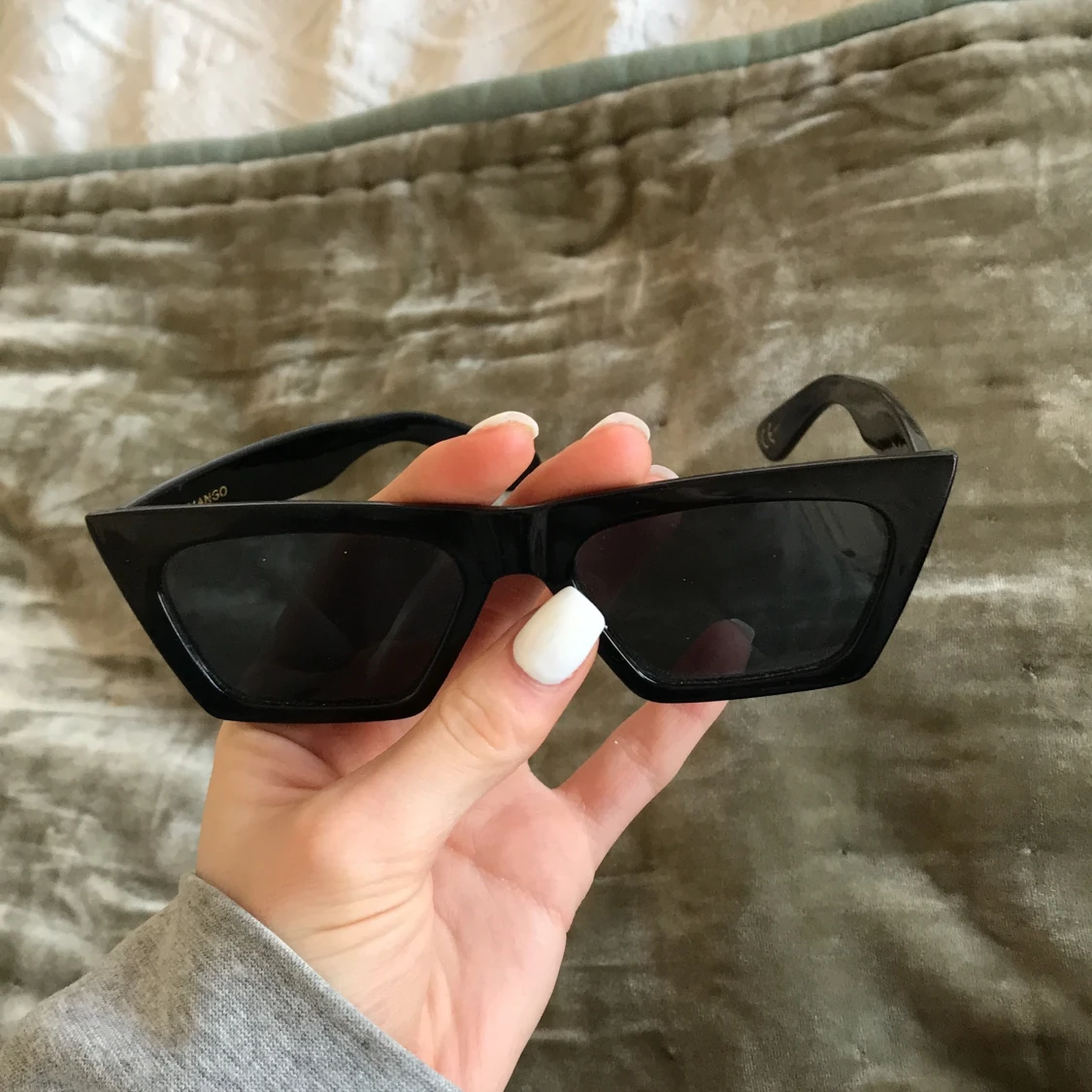 Mango solglasögon - 91