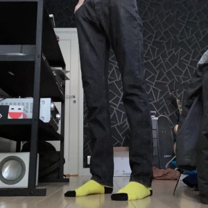 Crocker jeans - Säljer dessa riktigt snygga svarta Crocker jeans. Lit slim i passformen men fortfarande riktigt najs. Köpare betalar frakt. 