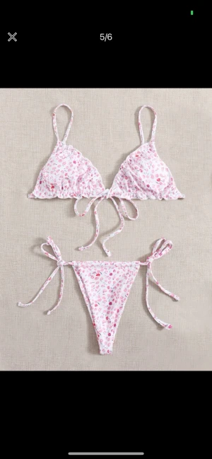 Bikini  - Säljer denna då den blivit för liten. Jätte fin, storlek S. 100kr med frakt