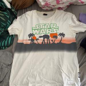 En star wars T-shirt 