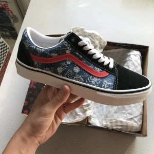 Vans Old Schools Pro - US9.0  - Helt nya i kartong. 10/10 VansXLotties Skateshop. 