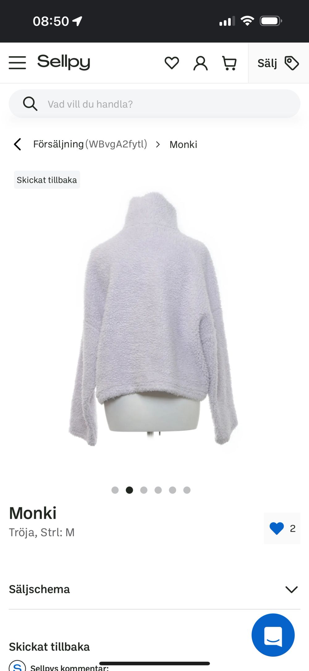 Skickade tillbaka varor från mitt sellpy konto därav använder jag bilder där ifrån. Mysig tröja från Monki i storlek M. I lila rosa färg och i mysigt material.. Tröjor & Koftor.