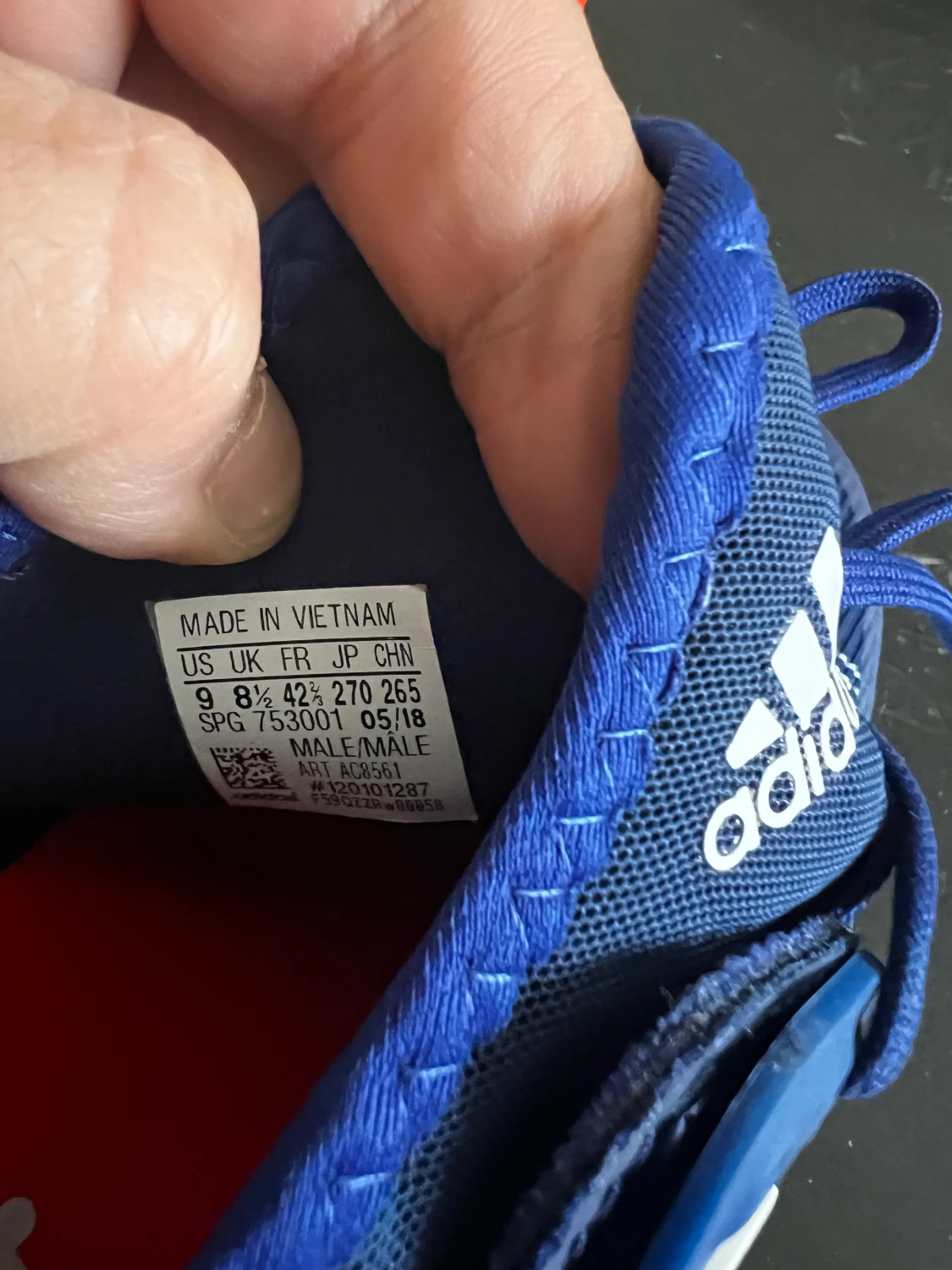 Adidas skor st42./5 som ny  - 90