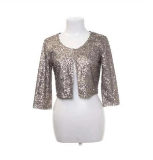 Trekvartsärm kofta - Jättefin kofta från Only, använd enstaka gång 💞