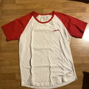 Vintage baseball t-shirt - Liknande Levis tröja Betalning sker via Swish 