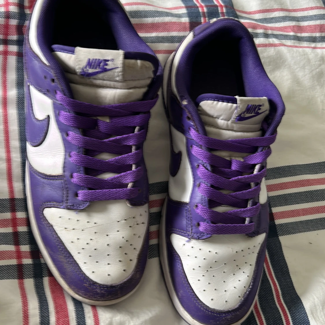 Nike dunk court purple 