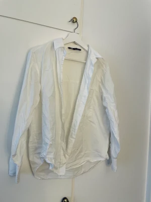 Zara skjorta - Skjorta från zara stl s 