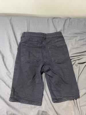 Shorts byxor till sommaren