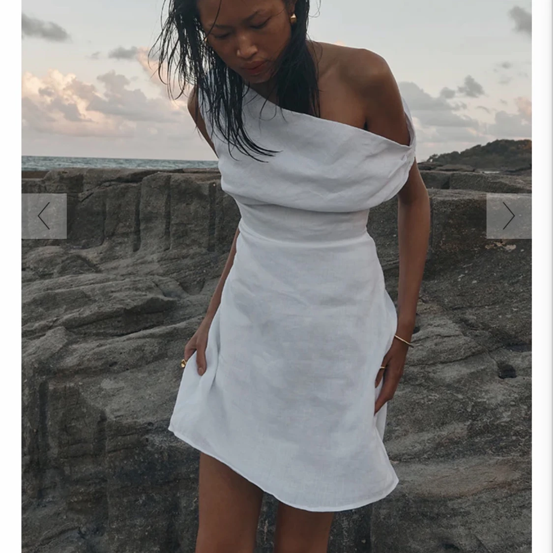 Vit klänning från Dissh