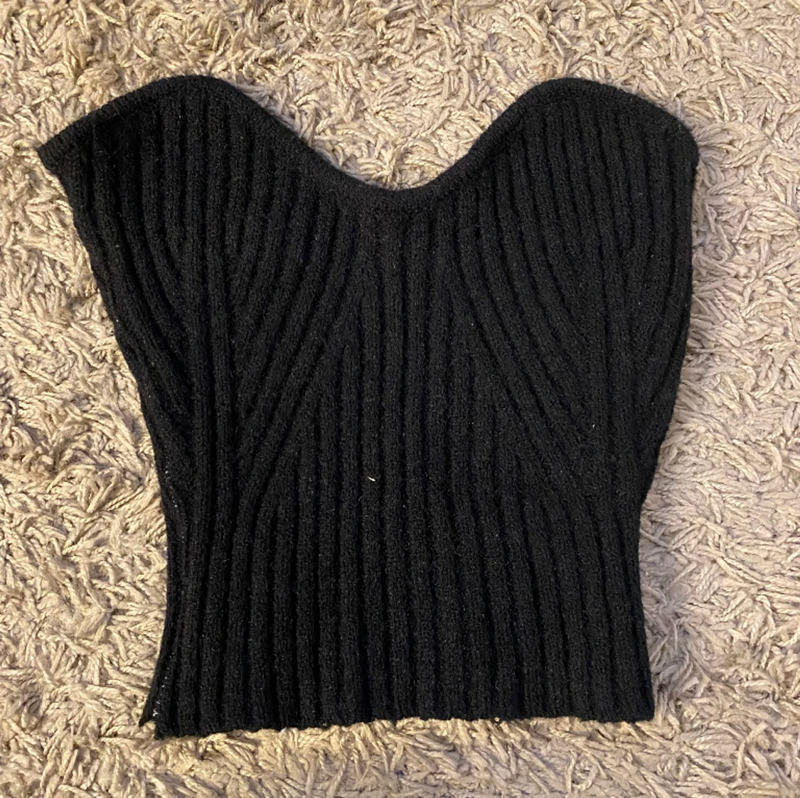 Stickad topp 🌹 50kr