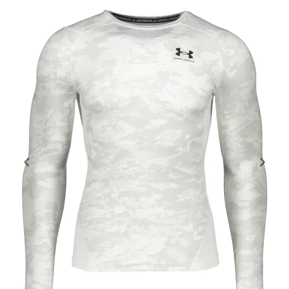 Lång ärmad compression shirt från Under Armour i camo print. Tröjor & Koftor.
