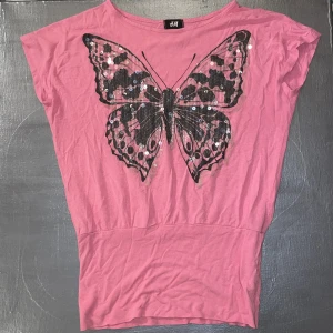 Rosa fjärliströja💕 - Fin topp!