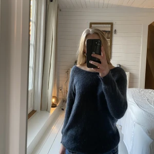 Stickad tröja - Jättefin stickad tröja från Acne!🤩