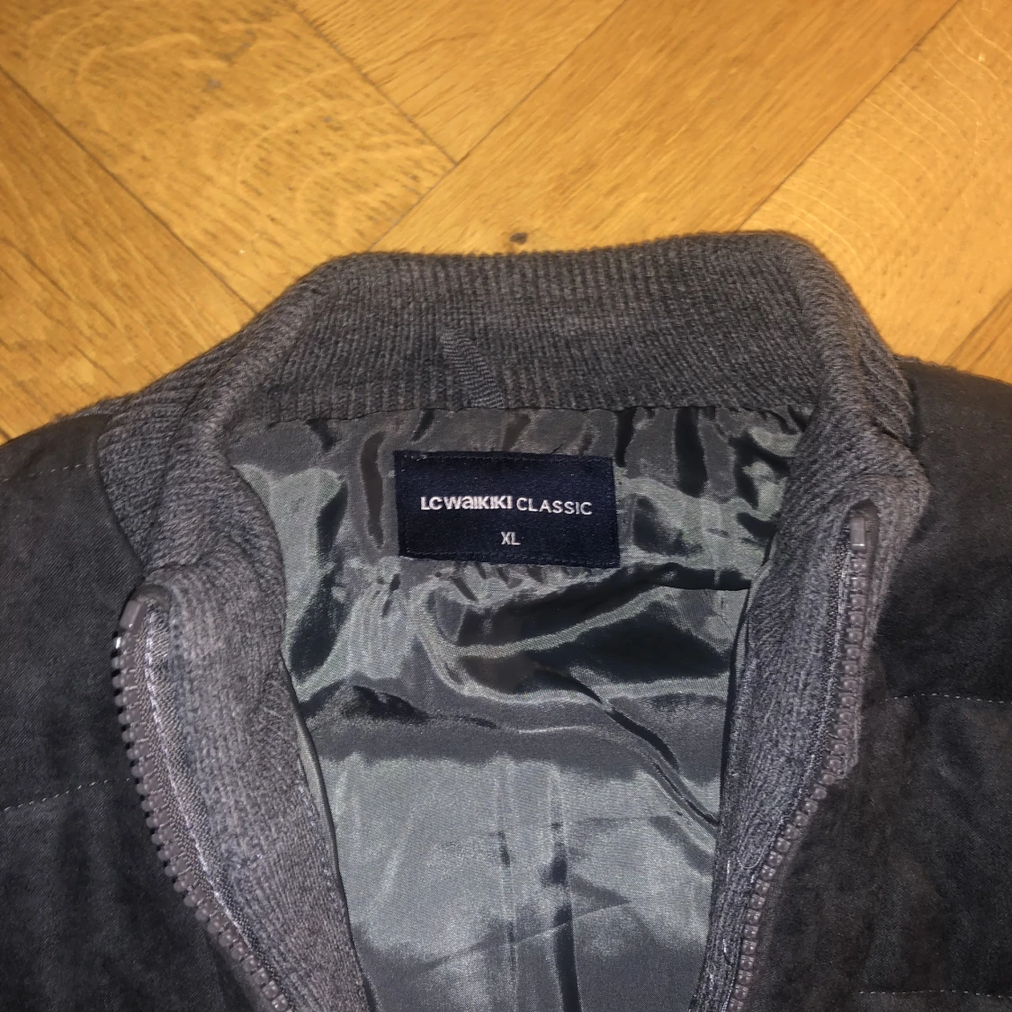 Grå cardigan jacka - 91