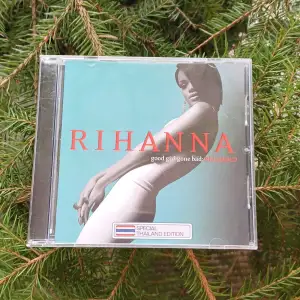 Rihanna cd skiva som är super banger! 