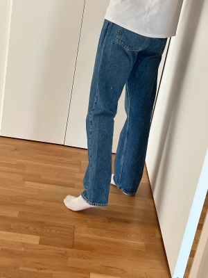 Weekday Space Jeans - 31/32 Sjukt sköna   Ordinarie pris 600kr