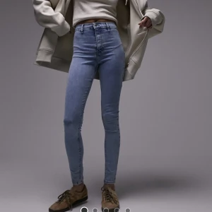 Topshop - W28-L32 Nyskick