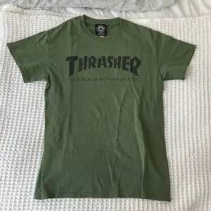 Thrasher tshirt i jättefint skick Nypris 499