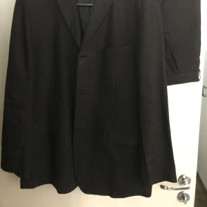 TIGERKOSTYM ! - Ny Tigerkostym l linne. Endast använd en gång i samband med studentfestligheter.