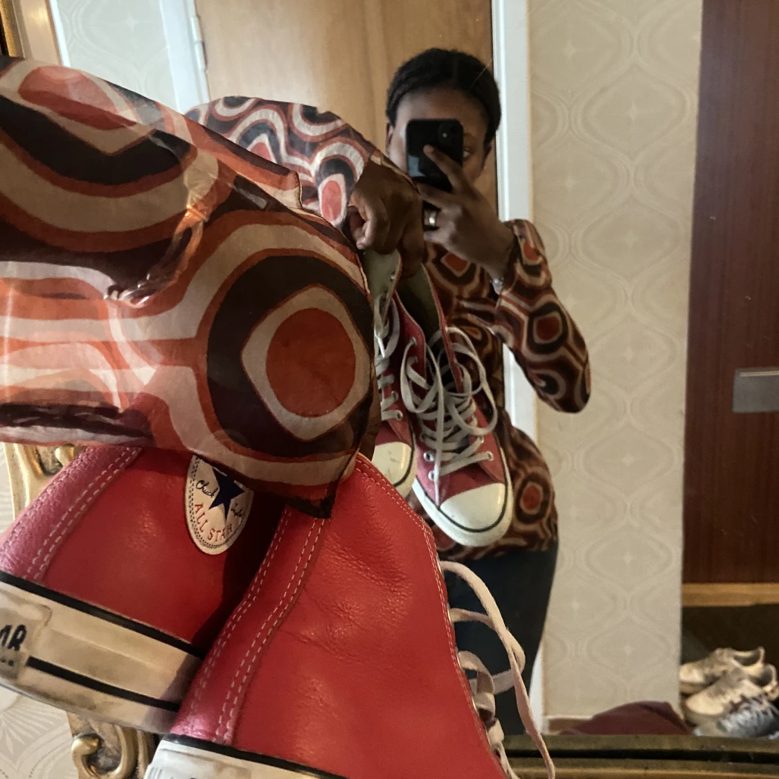 Röda läder  Converse  - 90