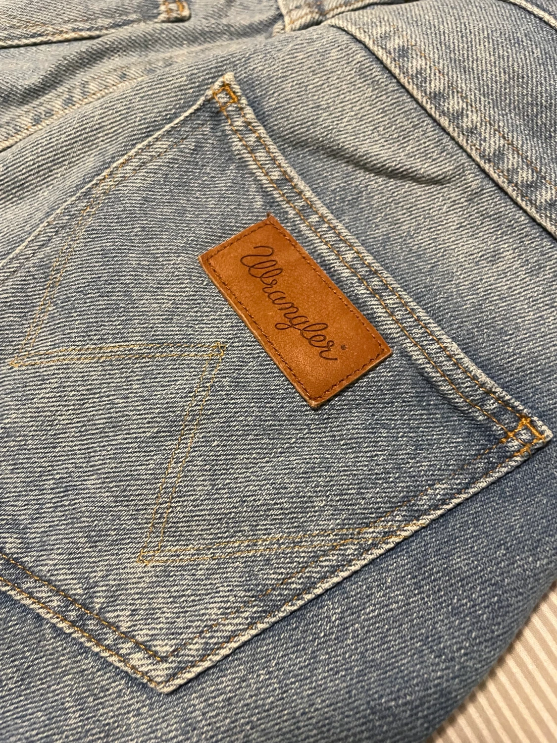 Wrangler retro pin up shorts 