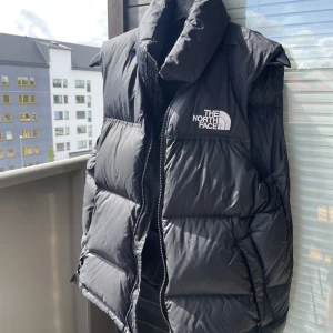 The north face väst - Iprincip oanvänd Storlek S