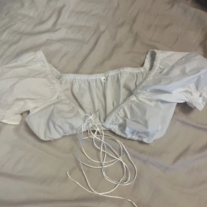 Vit topp - Aldirg använd 