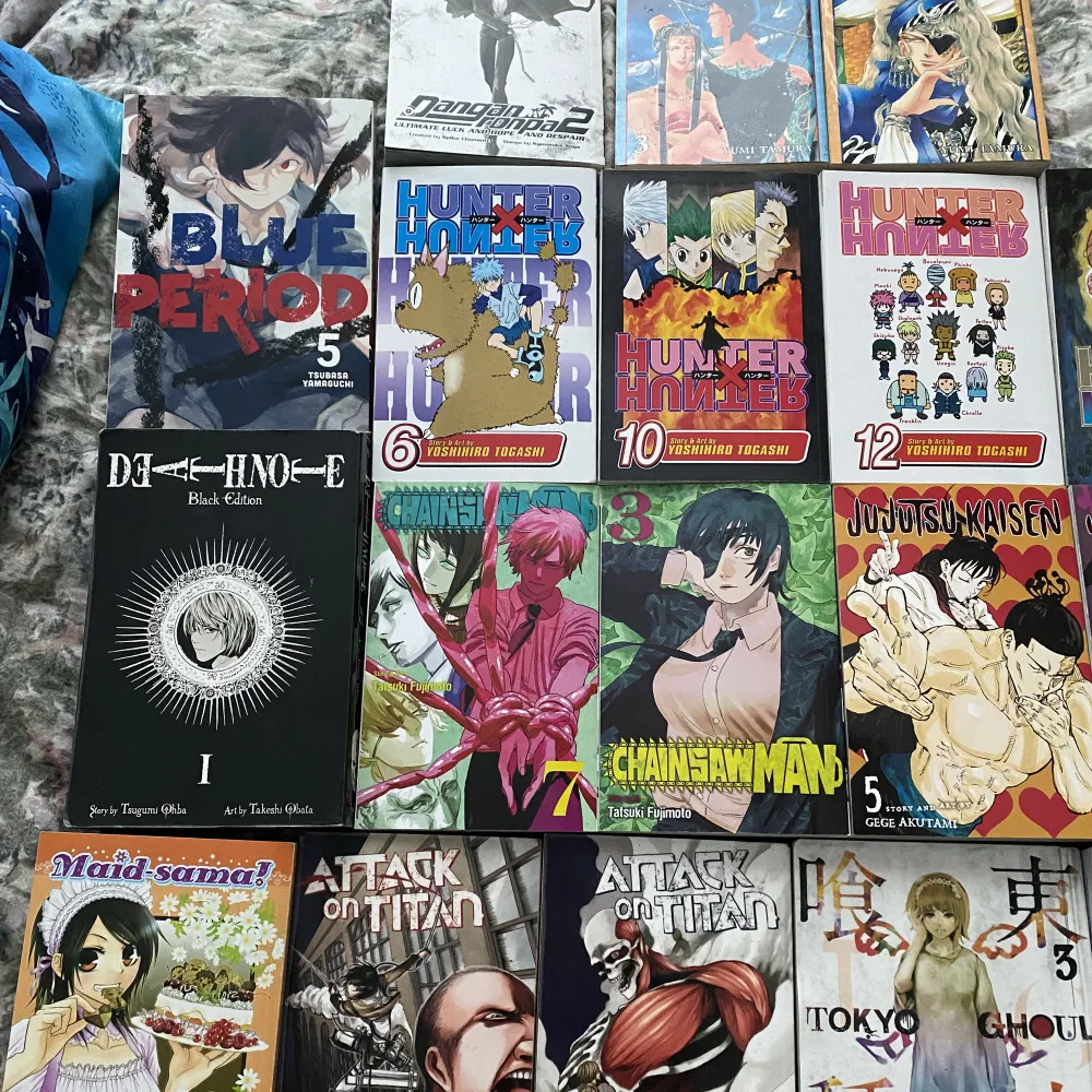 24 st manga böcker alla på engelska som neon Genesis evangelion, bungou stray dogs, chainsaw man, jujutsu kaisen och mycket mer . Övrigt.