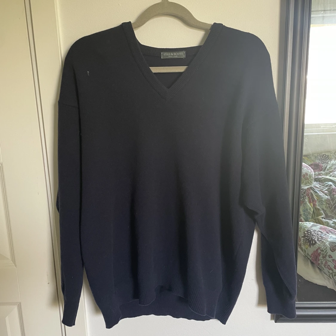 Stickad lyle&scott tröja