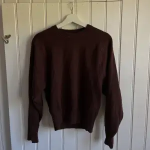 Perfekt finstickad sweatshirt från Zara! Inga defekter, knappt använd!