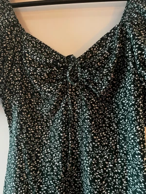 Klänning - Klänning från Shein Storlek S   Tvättas innan den skickas