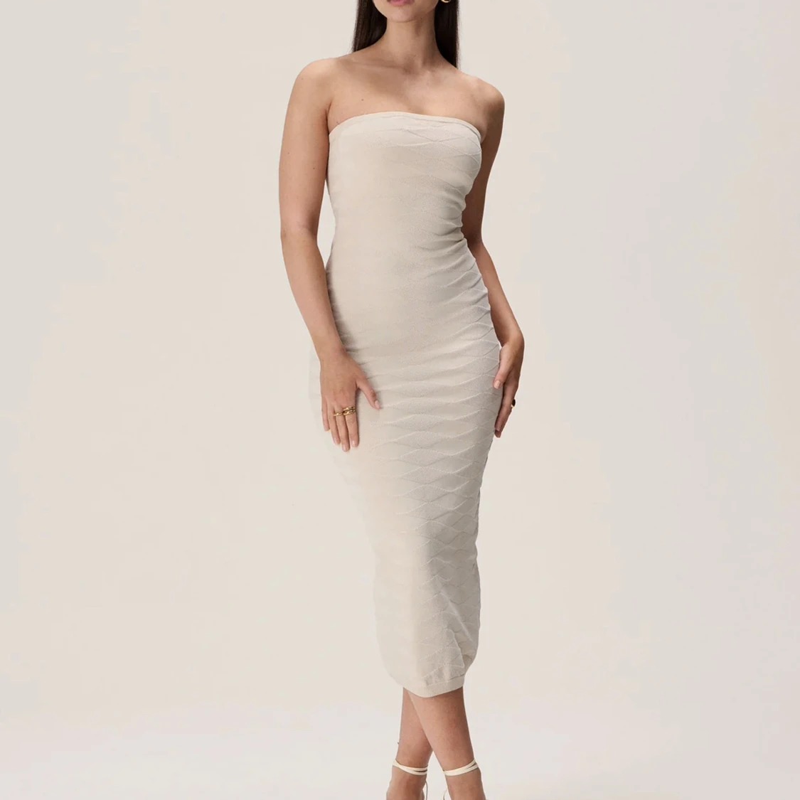 ADOORE: Osilio Dress