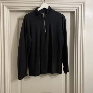 Half zip tröja - Skick: 6/10