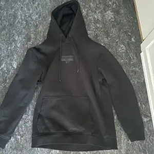 Siksilk Hoodie, Ganska så använd