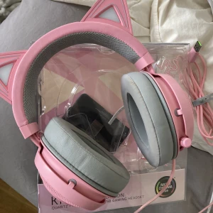 Razer kitten headphones  - Inga defekter eller skador 🎀