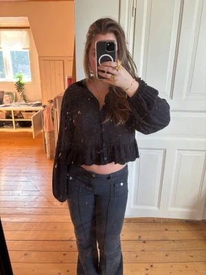 Blus zara - Intressekoll!! Fin grön blus från zara💋
