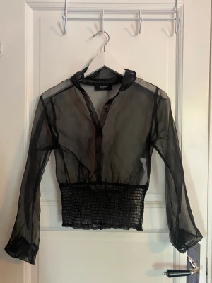 Blus  - Snygg blus som inte kommer till användning längre❤️