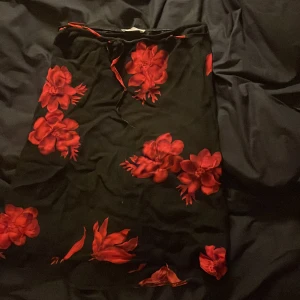 Midi skirt! - Skriv till mig för mer info!
