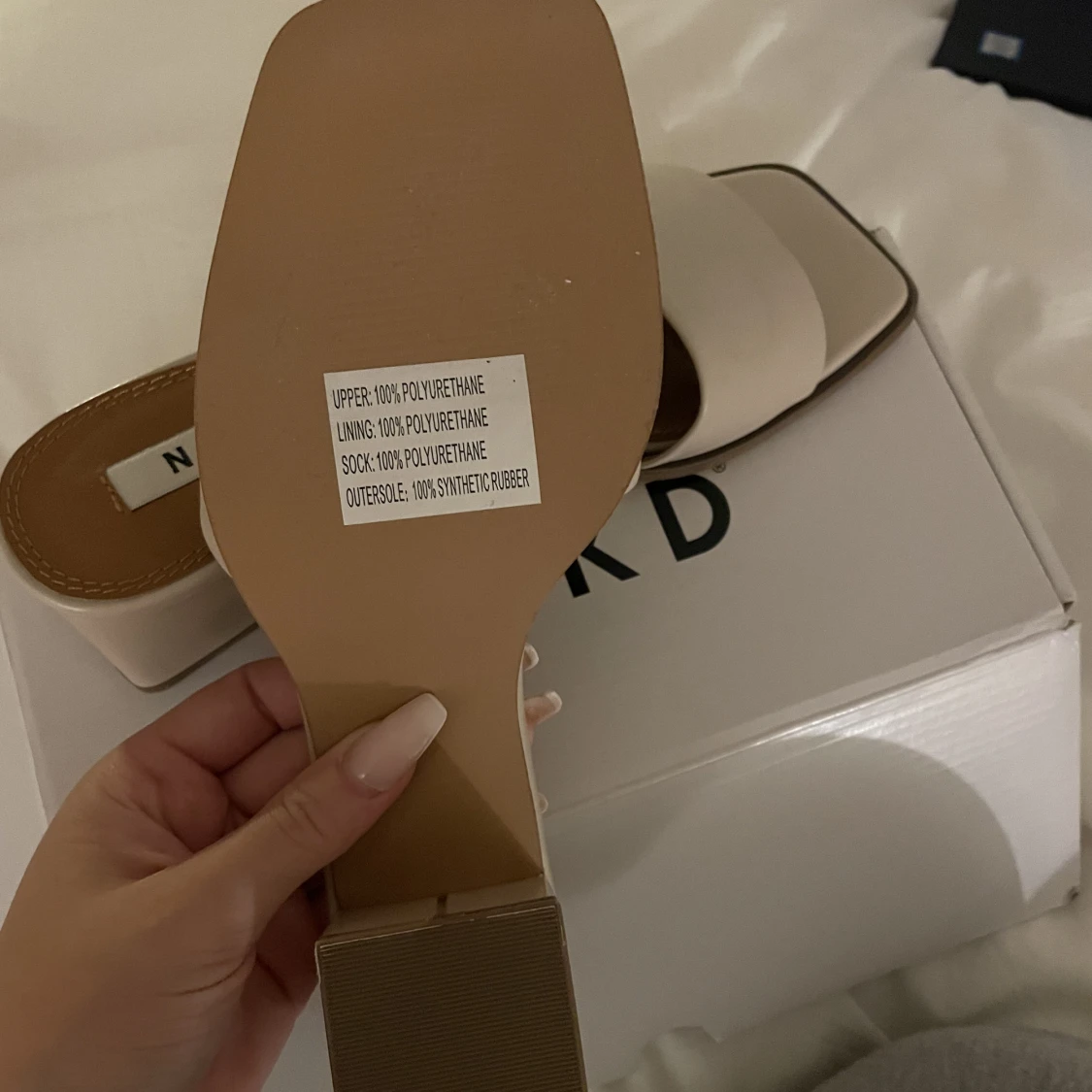 beiga oanvända klackar - 91