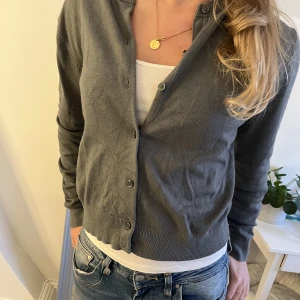 Tunn kofta💕 - Tunn kofta i ok skick!✨