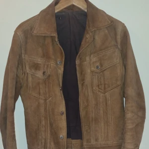 Nudiejeans jacka mocka - Nypris runt 4000kr. 